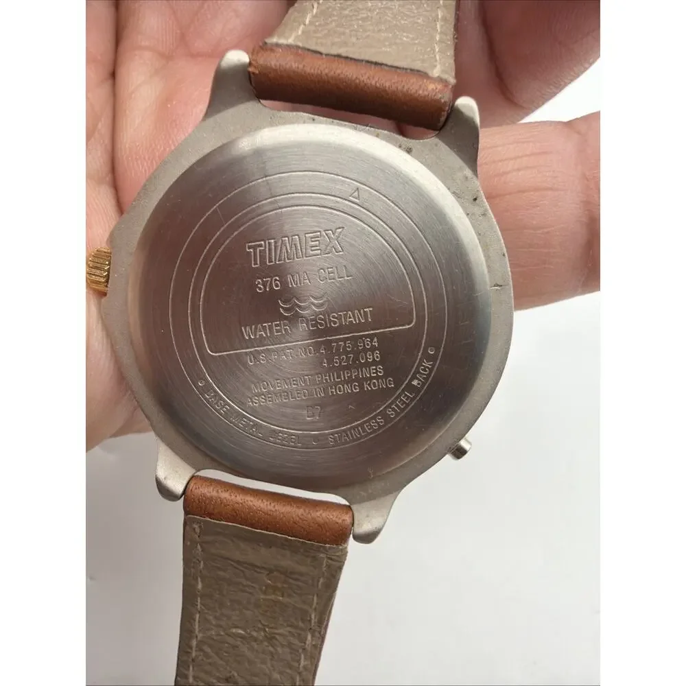 Vintage! Timex Indiglo Watch leather - Circa 1995 37mm New battery - WORKS!